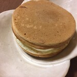 津保美堂製菓 - 広島県では二重焼と呼ばれてるそうです