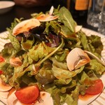 イタリアン チャイナバル村塾 - シャンピニオンのサラダ