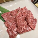焼肉 龍華園 - 黒毛和牛ロース（2人前）