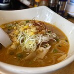 牛乳屋食堂 - ミルクみそラーメン 中太麺