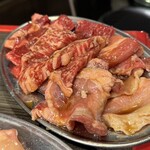 Yakiniku To Horumon Izakaya Modyoi - 