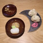 さじこよみ - セリとアサリのおむすび、鰯のつみれ汁