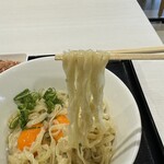 Tanrei Ramen Tsuchinotomi - 太めの平打ち麺はモチプル食感