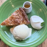 GRANNY SMITH APPLE PIE & COFFEE - 