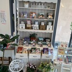 フランス菓子 アン・ファミーユ - 店内