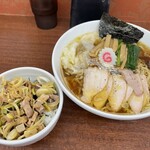 Taishouken Ohako - ワンタン麺とチャーシュー丼