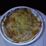 BISTRO GYORAN 魚籃 - エゾジカのオニオングラタンスープ（鹿のアキレス腱で出汁）