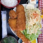 漁師の海鮮丼 - 