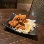 秘伝手羽先唐揚げと地鶏 焼き鳥 和個室 居酒屋 鳥心 横浜駅前店 - 