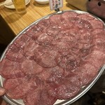 Taishuu Horumon Yakiniku Kemuri - 