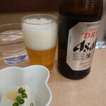 Ajino Kouryuu - 絶対に欠かせないビールにサービスの冷奴　ここの冷奴美味しいんですよね　ありがたい！