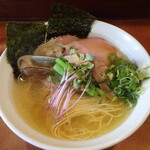 メヂカそば 吟魚 - 飛騨地鶏と大山鶏の貝塩