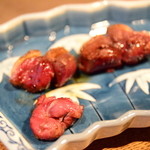 柳家 - 真鴨のロース（後ろ）、ささみ（手前）