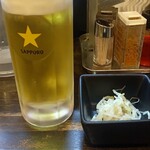 盛壱 - 
            生ビール(中ジョッキ)(550円)