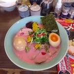 Ramen Isaribi - 千葉プレミアムポーク東の匠を使ったROSE特別版 【ラーメンWalker限定】(1500円)
                        クーポン〔味玉〕