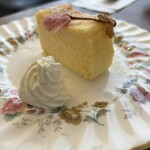 名曲カフェ エグモント - 特製チーズケーキ