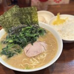 ラーメン 洞くつ家 - 