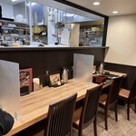 Jukusei Tonkatsu Amazen - 店内