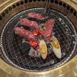 炭火焼肉まうみ - 