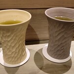 島津 - 大好きな器は、白とグレーも。