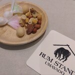 RUM STAND UMAYADO - 