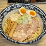 秋葉原つけ麺 油そば 楽 - 