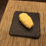 すし処 なかみぞ - 12．自家製玉子焼（海老入り）