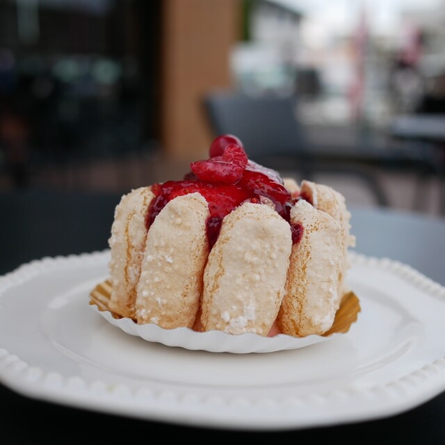 【しこ】エーグル・ドゥース 写真 : エーグルドゥース （AIGRE DOUCE） - 目白/ケーキ | 食べログ