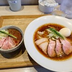 宍道湖しじみ中華蕎麦 琥珀 東京本店 - 