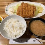 とんかつ 大倉 - 肩ロース定食！