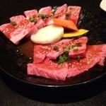 焼き肉膳 らく - たぶんカルビとロース