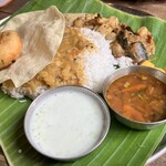 インド家庭料理 ammikallu - 