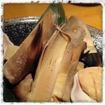味ゆたか - タケノコ。
北海道で、この時期タケノコをいただけるなんて、幸せ。(^^)