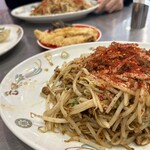 とびだせ ロケット飯店 - 