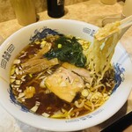すずめ - ラーメン。