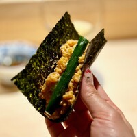 鮨 由う - 