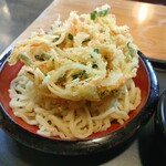 うんどん さくら屋 - かき揚げがでかい