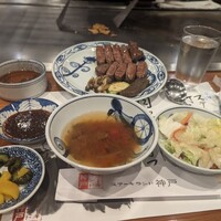 神戸牛 八坐和 阪急三宮店 - 