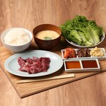 Oroshi Seiniku Ten Chokusou Tare Yakiniku To Kome - 