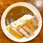 しまや - 国産極上ロースカツと豚バラ煮込みカレー