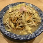 Jige Mon Champon - 白ちゃんぽん (中)／900円
                野菜増し／160円