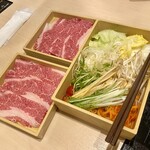 Shabushabu Onyasai - 黒毛和牛コースの最初に出てくる盛り合わせ