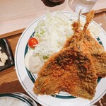 豊洲場外食堂魚金 - アジフライ定食_¥1,100