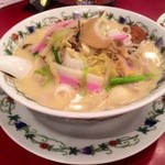 中国菜館 江山楼 - ちゃんぽんには黒胡椒をかけて！