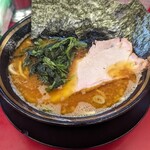 豚骨醤油ラーメン 王道家 - 