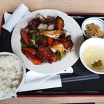 鶏贅沢 青蓮 - 黒酢豚定食