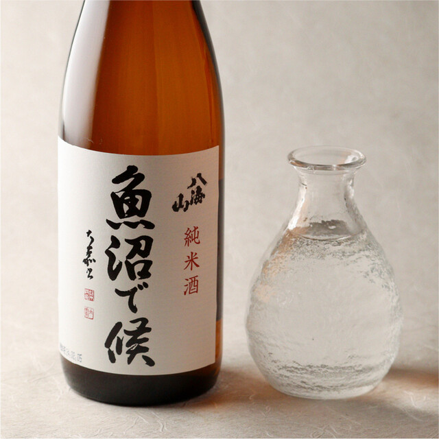 八海山 魚沼で候 純米酒 [新潟県] 一合