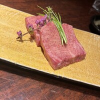 黒毛和牛焼肉 虎斑 北新地店 - 
