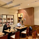 Saba Gin - 店内