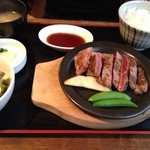 和牛料理 要 - お肉が柔らかいステーキ定食♥︎